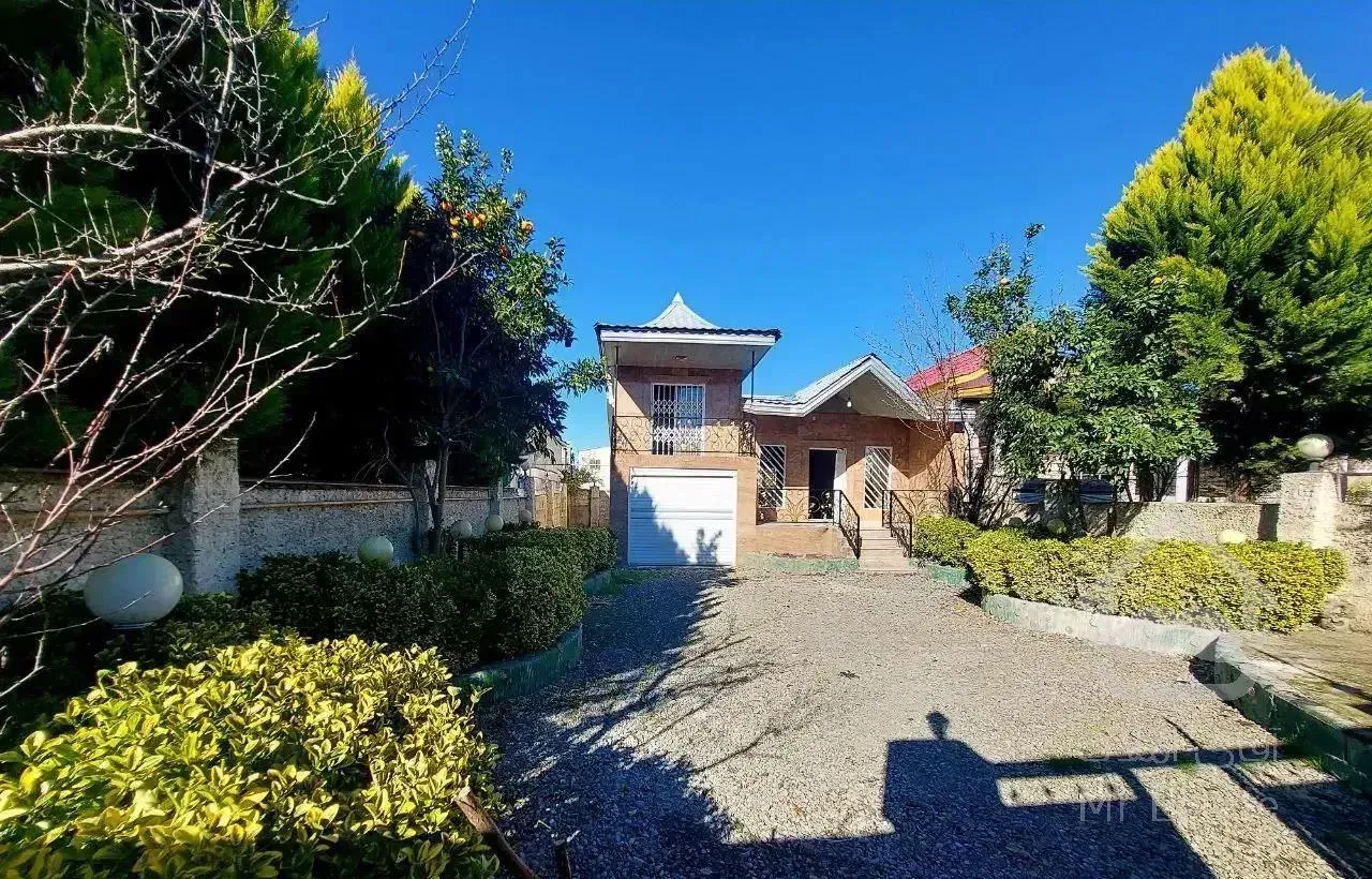 ۳۱۰مترنیم‌پیلوت‌حیاطسرسبز/جاده‌دریا،سندرسمی،شهرکی