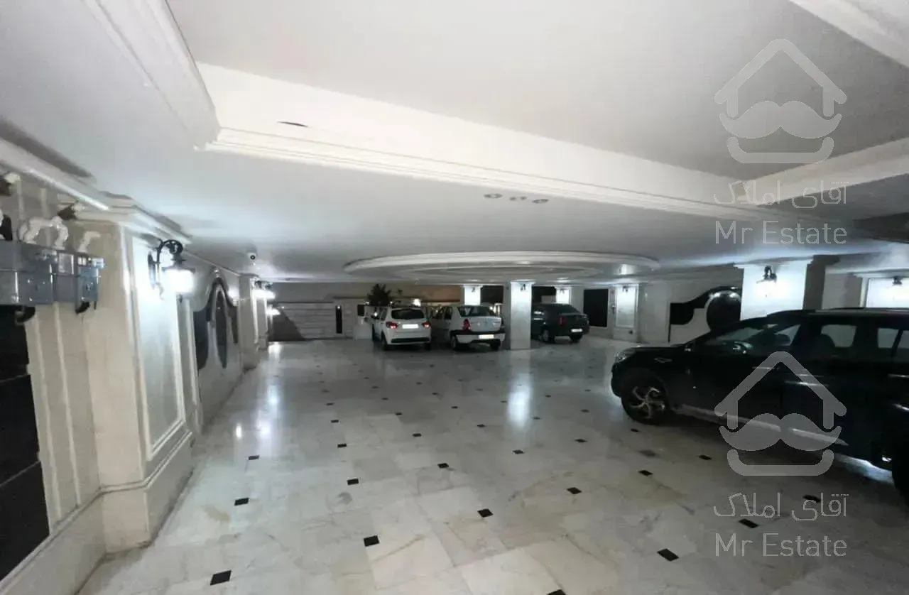 تهرانپارس.فلکه اول ۱۴۸متر۳خوابه نوساز۲پارگینگ سند