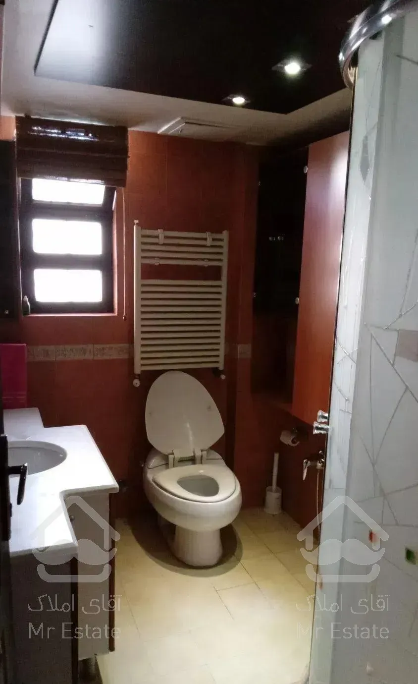 آپارتمان ۲۰۹ متری سه خوابه در ونک توانیر شمالی