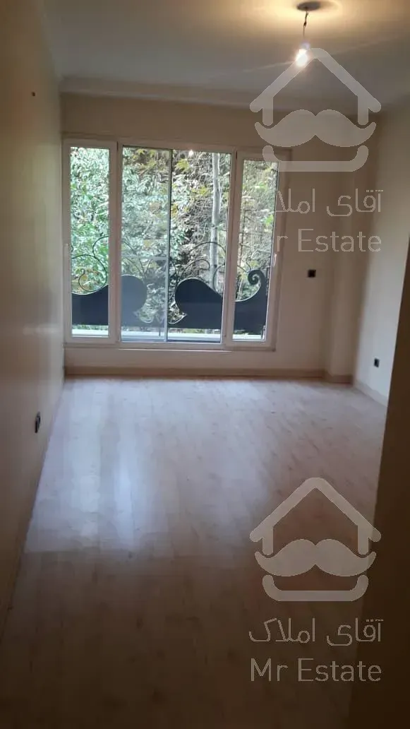 بهترین لوکیشن کامرانیه جنوبی،۱۹۰ متر ،۳ خواب