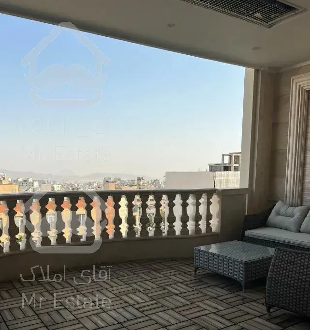 آجودانیه ۳۰۰ متر تراس قابل چیدمان