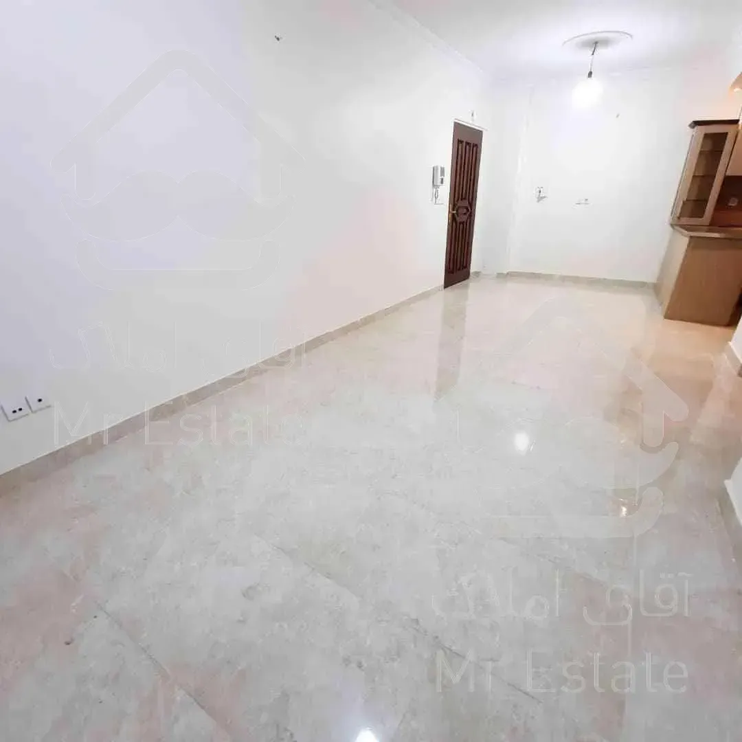 ۶۲متر دو خواب فول امکانات در آیت الله کاشانی