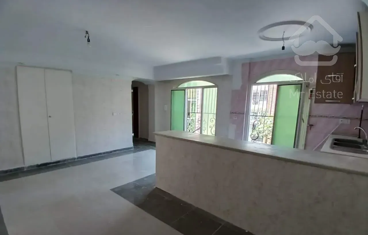 اپارتمان 2 خوابه با پارکینگ