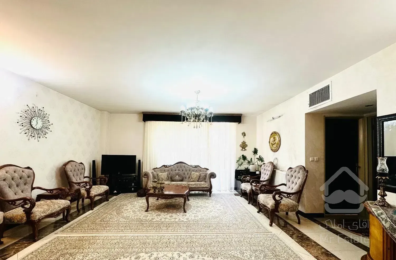 ۹۲متر/تفکیکی/بلوک۱۲۵/ارزشمند/سندتکبرگ