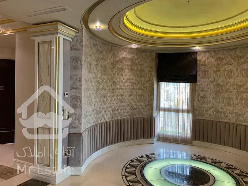 طبقه هفتم تراس بزرگ قابل چیدمان