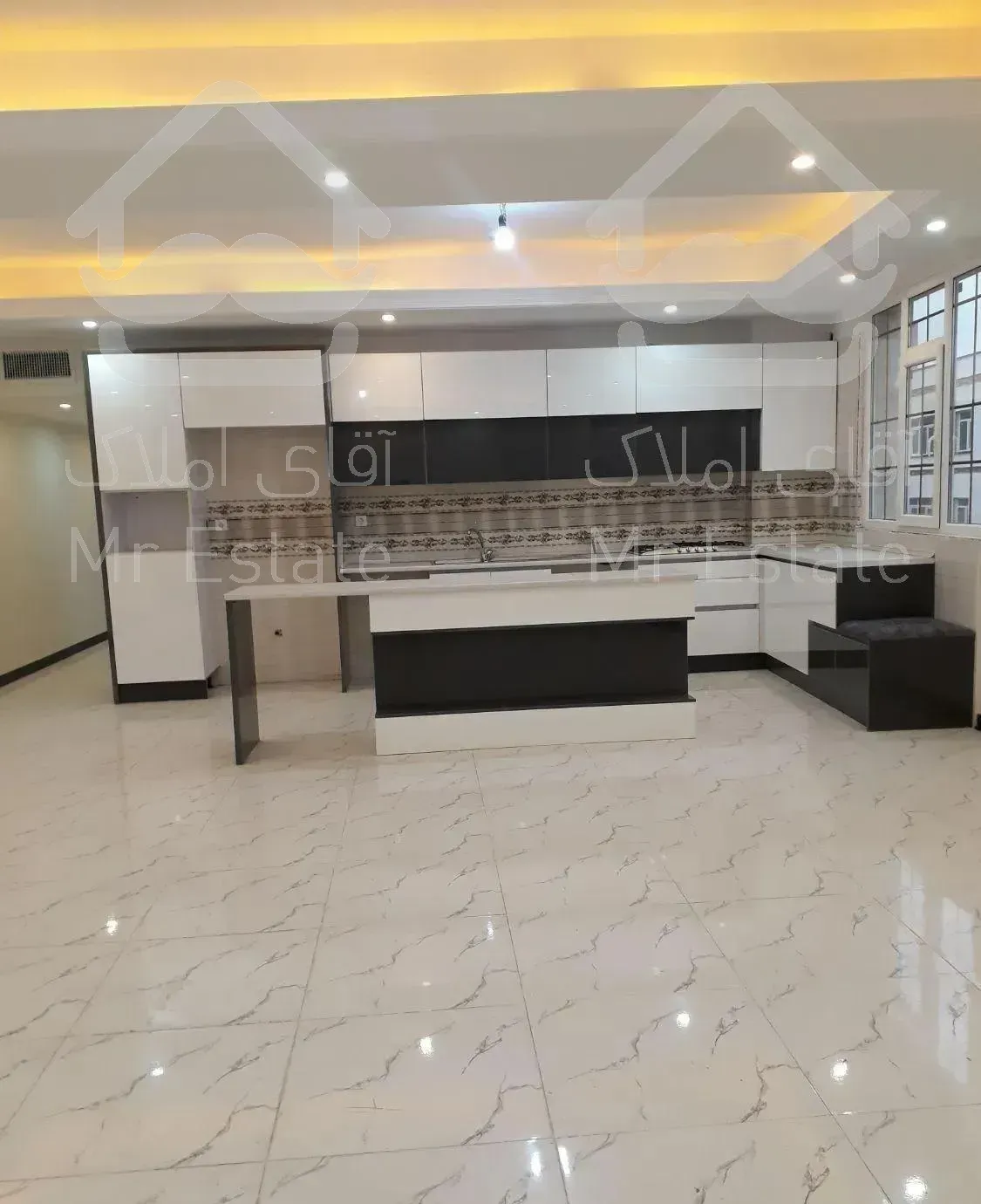 آپارتمان ۱۲۰متری۳خوابه،خ دریاباری