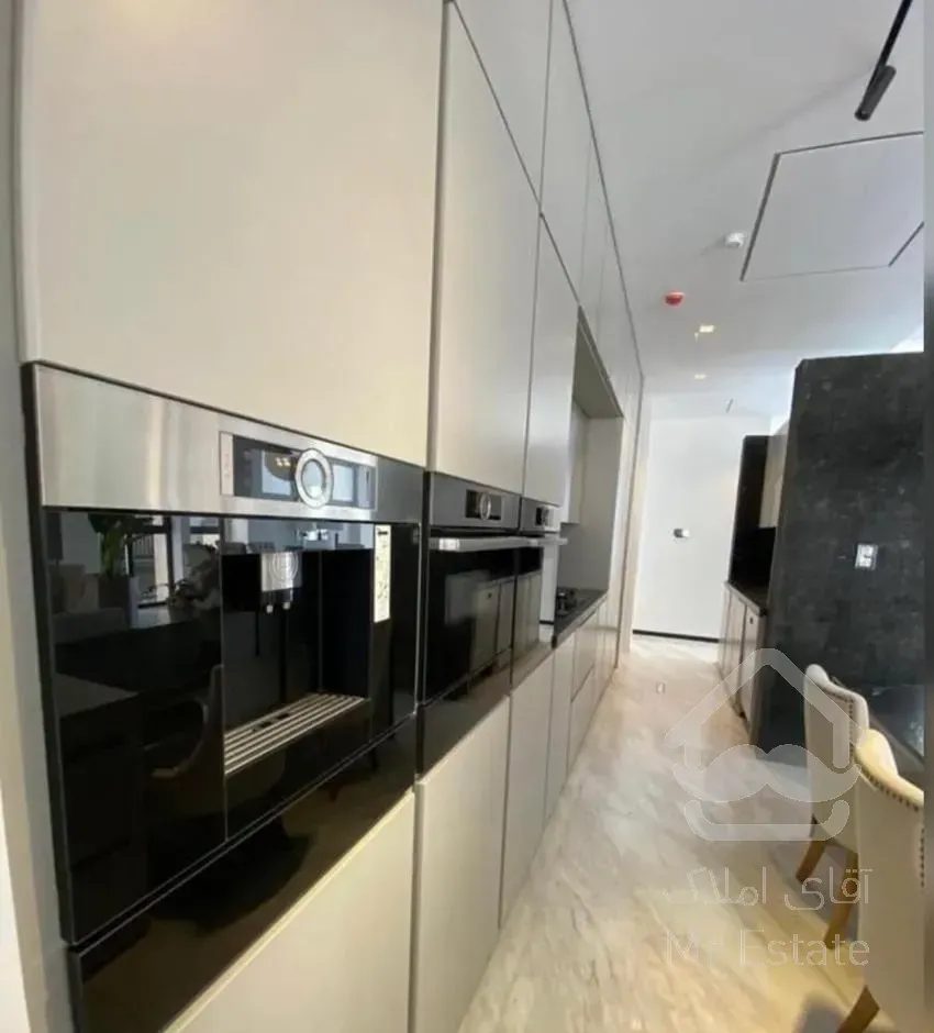 گلستان شمالی آپارتمان ۳۰۰ متری ۴ خوابه