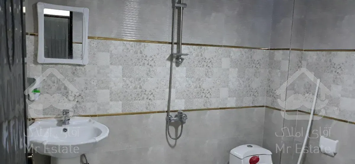 واحد یک خوابه با تراس آلاچیق دار