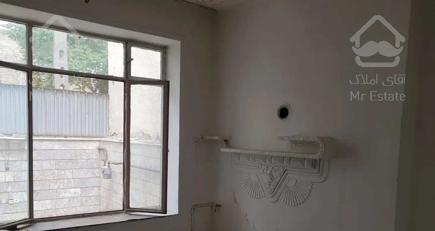 رهن /اجاره ویلایی ۲۵۰ متری موقعیت خیابان امام رضا