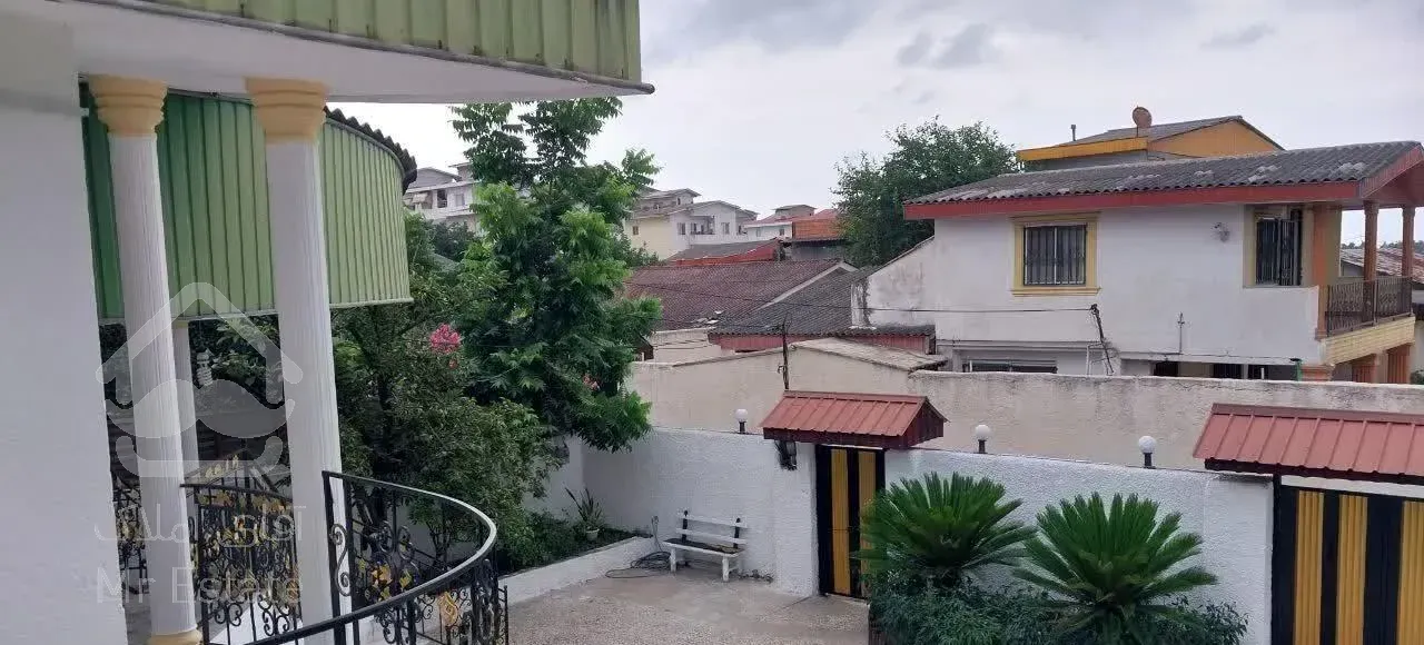 فروش ویلا دوبلکس با لوکیشن عالی  مکان آرام