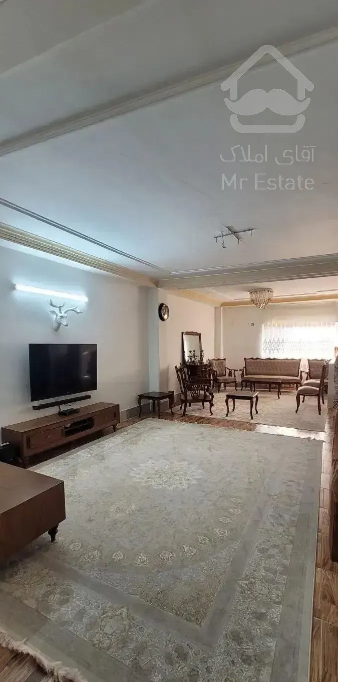 ۱۰۰ متری حمزه کلا با اسانسور