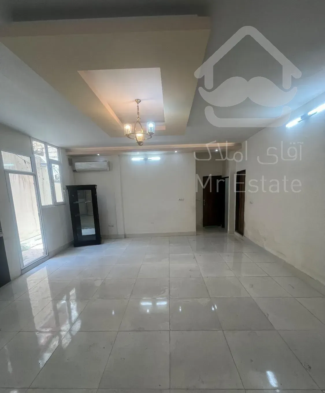 اپارتمان۹۰متری همکف(کوچه۱/۵متری)