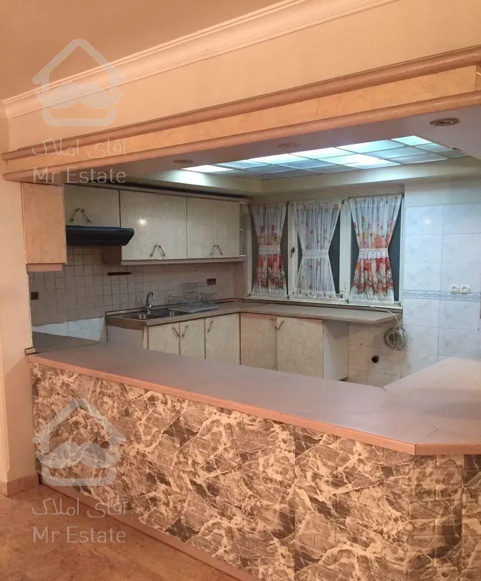 ونک ۱۴۰ متر سه خوابه