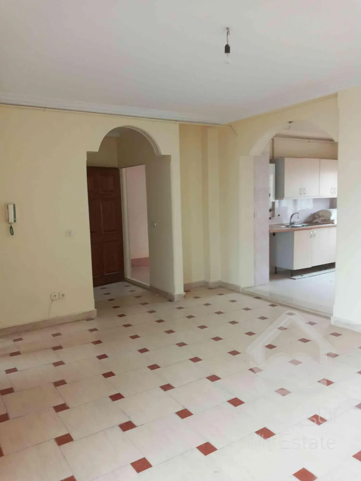 پرند فروش آپارتمان ۷۵ متری فاز ۲ تخلیه سند تک برک