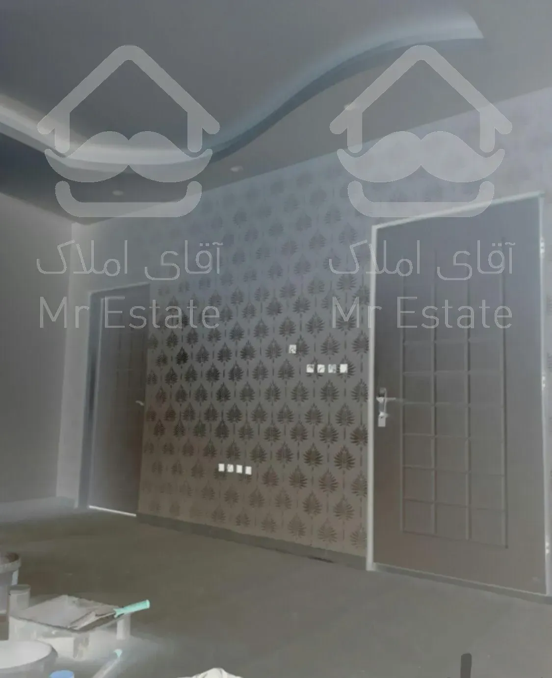 نقاشی ساختمان وماستیک کاغذ دیواری