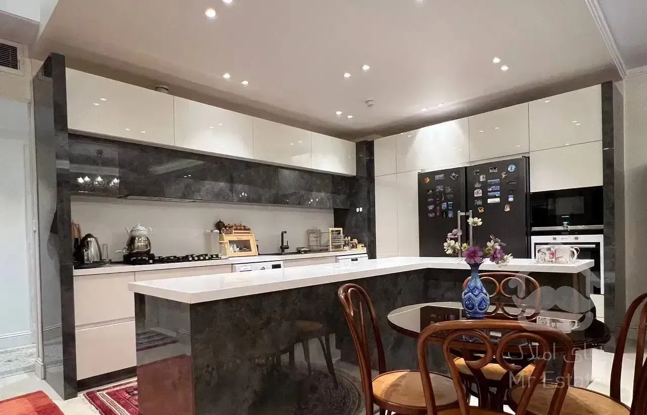 72 متر 2 خواب /فول میدان سما /فروشنده واقعی