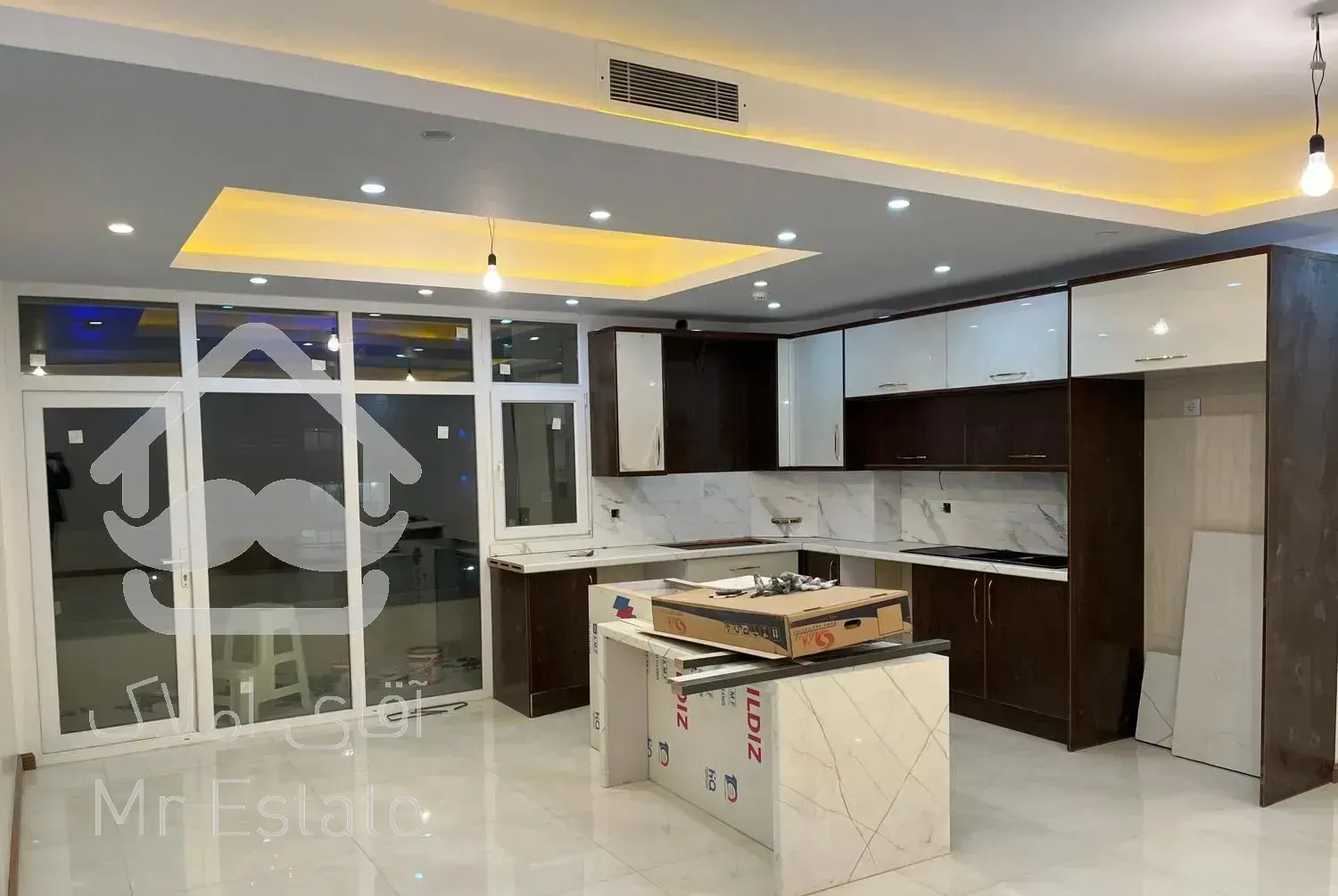 ۸۵متر/خوش نقشه/گذر۲۰متر/لوکیشن