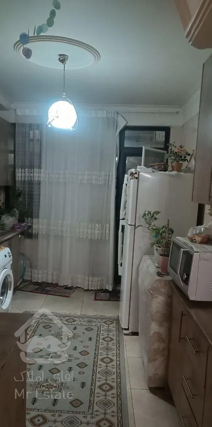 72متر*پارکینگ آسانسور* آذربایجان جمالزاده*مسکن هشت