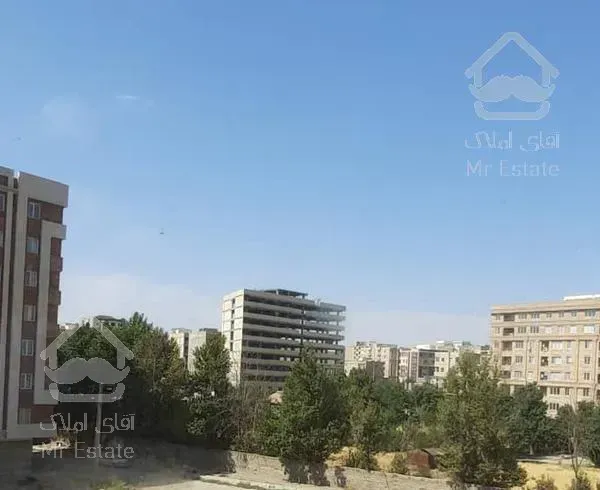اپارتمان تک خواب ،غرق نور