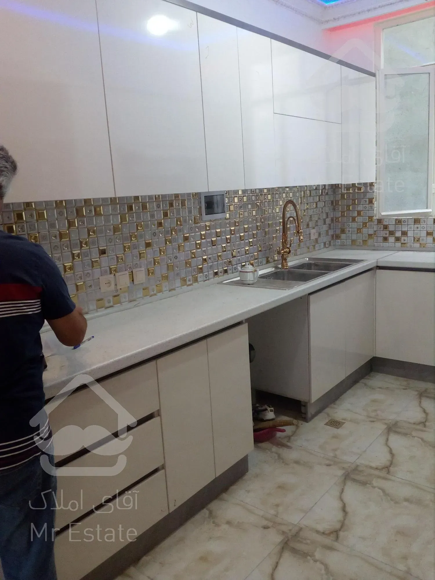 62متر1خواب بازسازی شده پارکینگدار