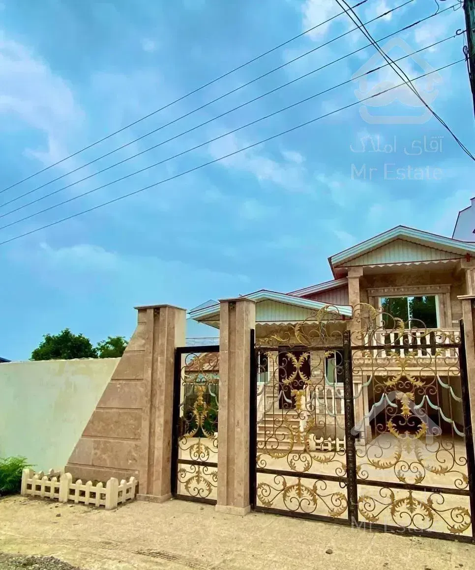 ۲۱۰مترزمین ۱۰۰متربنانزدیک کوه وجنگل سندتک برگ