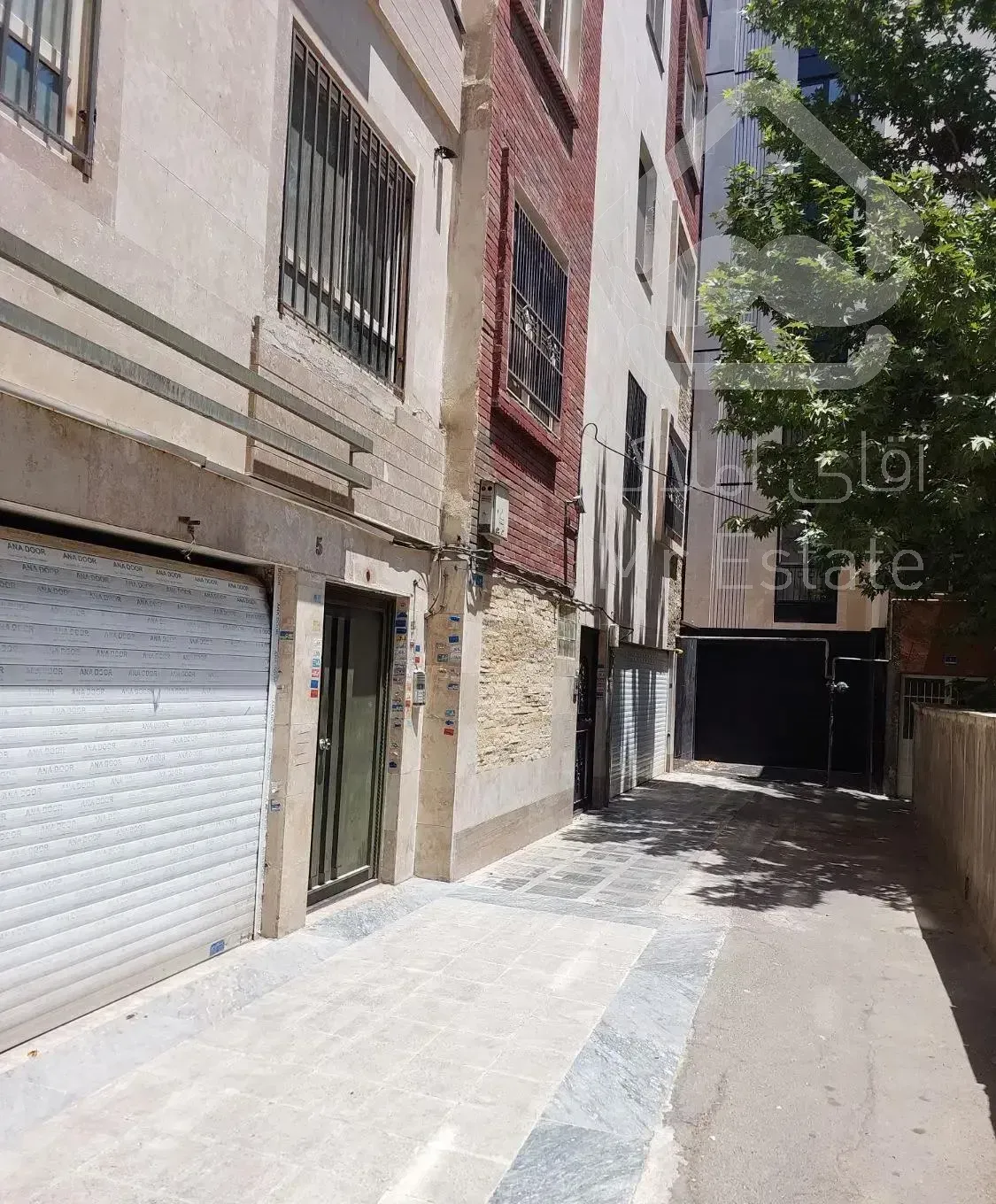 30 متر پارکینگ دار / نارمک جنوبی