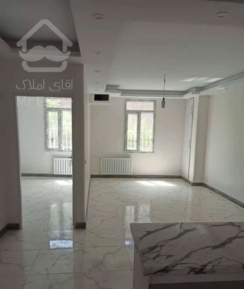 پونک فکوری ۷۲متر ۲خواب با پارکینگ شخصی ساز