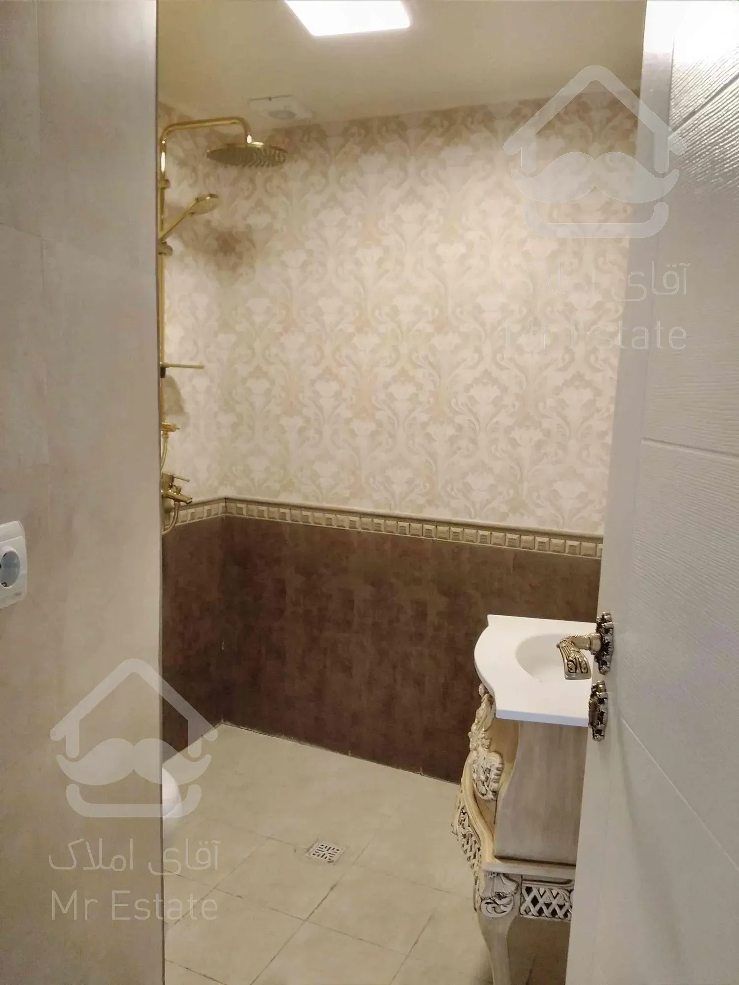 خريد آپارتمان *۱۸۵متری تک واحدی*اباذر