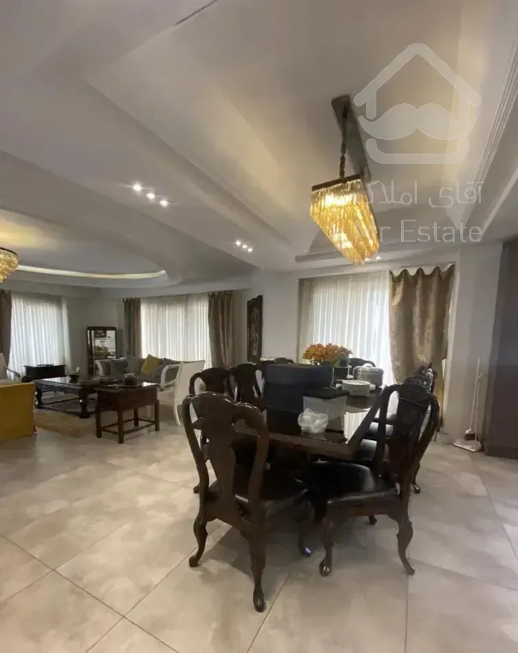 کلید طلایی(۴۰۰متر و یک سوئیت مجزا)