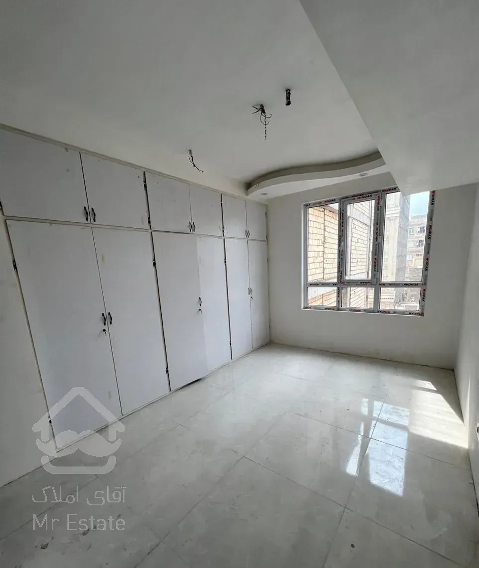 فروش واحد150متری جنوبی غرق نور3خواب فاز6فجر