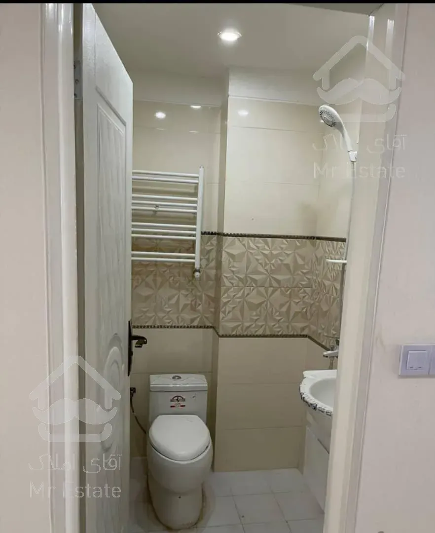 اجاره ۱۱۰ متر آپارتمان دو خواب نوساز در استاد معین