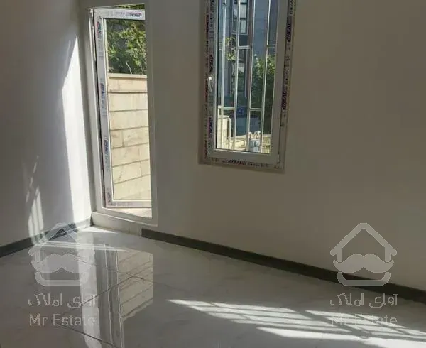 ۱۳۰متر،۳خواب،شهران جنوبی