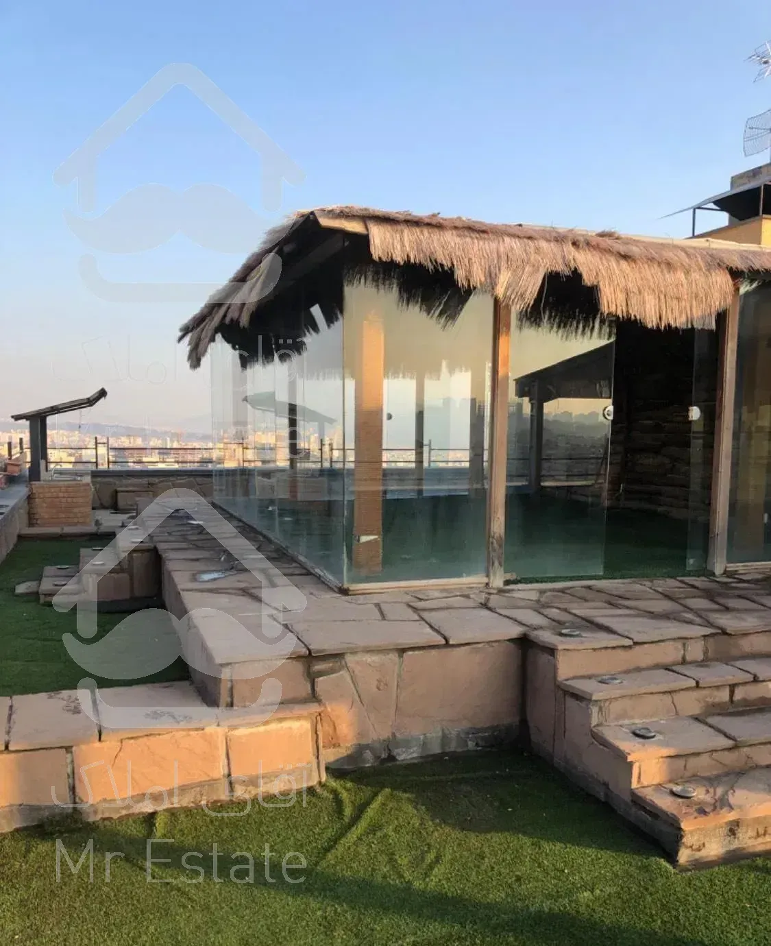 پنت ۷۲۰ متر ۴ خواب مستر بز فراز ابرها