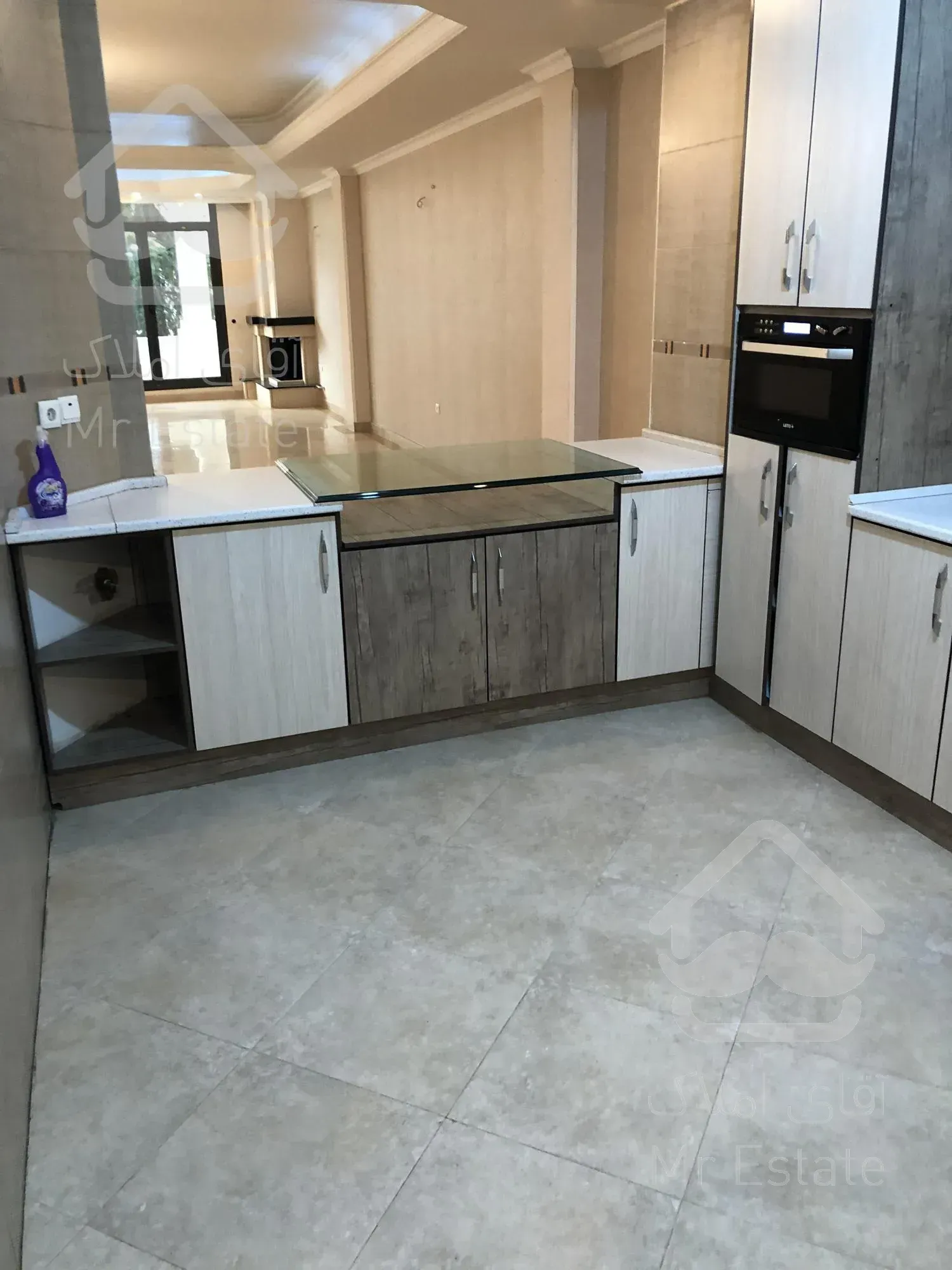 رهن و اجاره آپارتمان ۲۲۰ متری ۳ خوابه کامرانیه