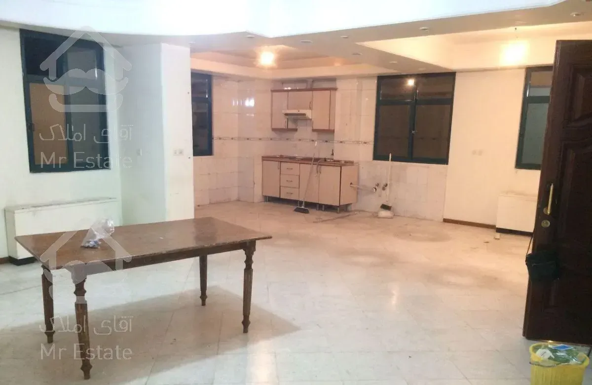 ولیعصر موقعیت اداری ۱۷۵ متر ۳خواب