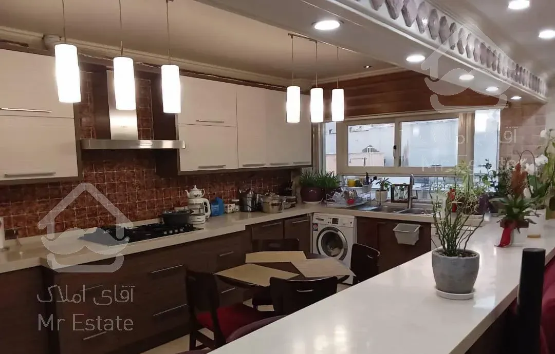 زمرد ۱۹۰ متر ۳ خواب ( شیک )