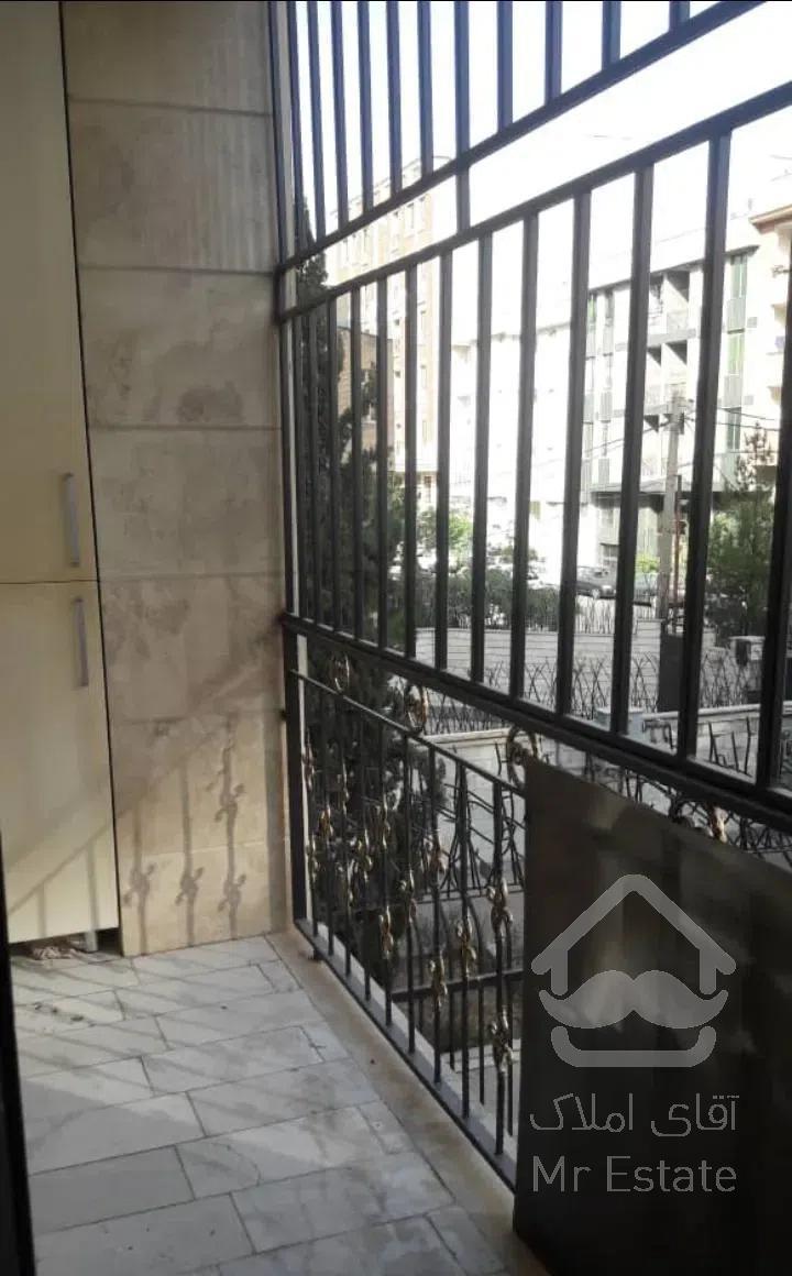 ۱۳۳متر نورگیر