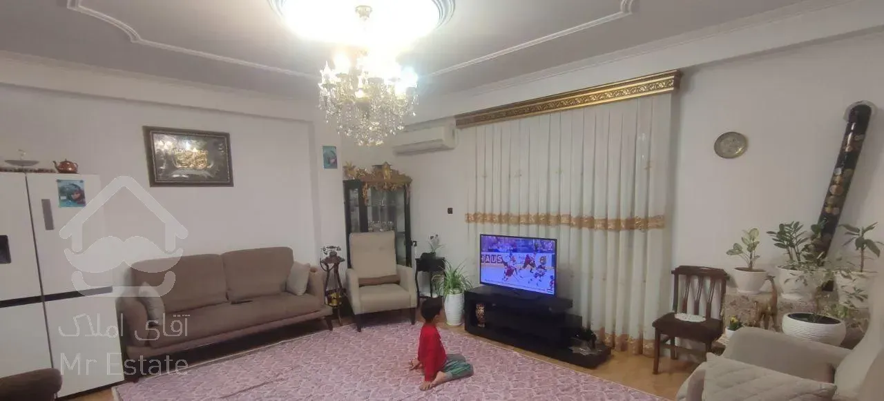 فروش آپارتمان ۸۲ متری ۲ خوابه طبقه ۳