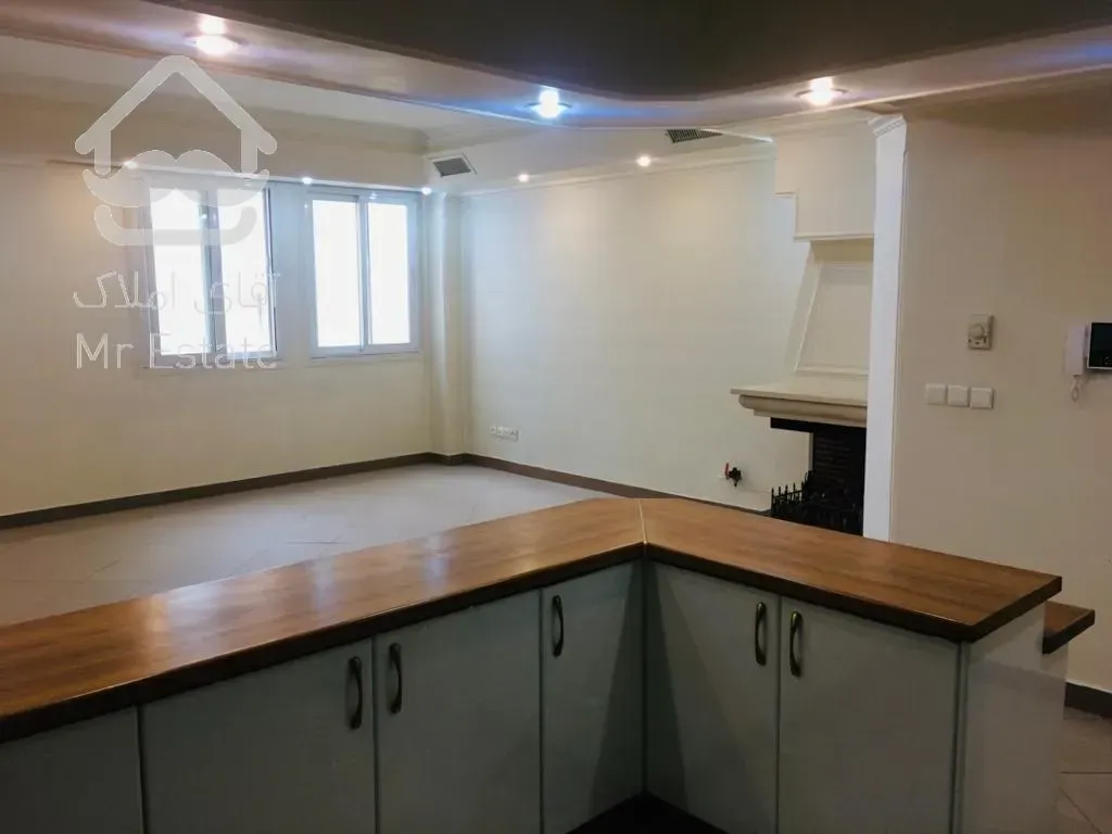 فروش فوری/ اپارتمان/ در تاپ لوکیشن /