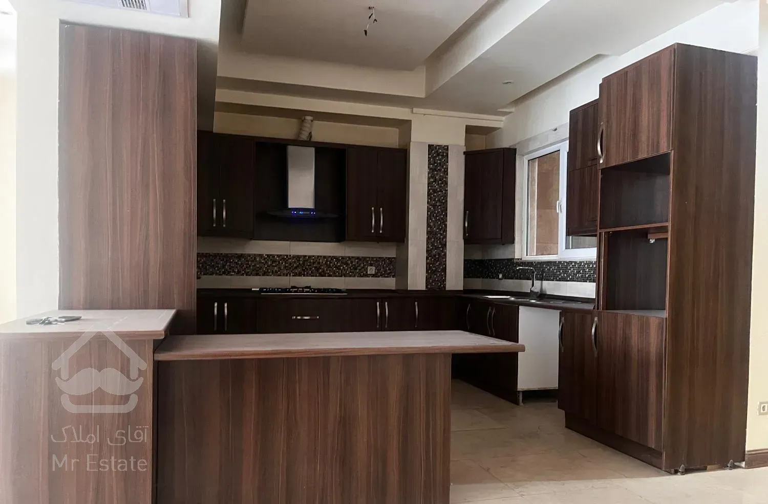 آپارتمان ۲۰۰متری۳خواب کاشانک صبوری