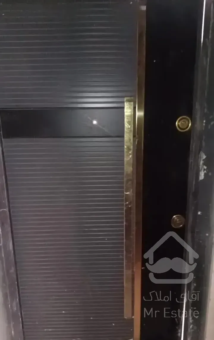 140م،سه خواب، دو بر و پرنور ،پذیرایی بزرگ