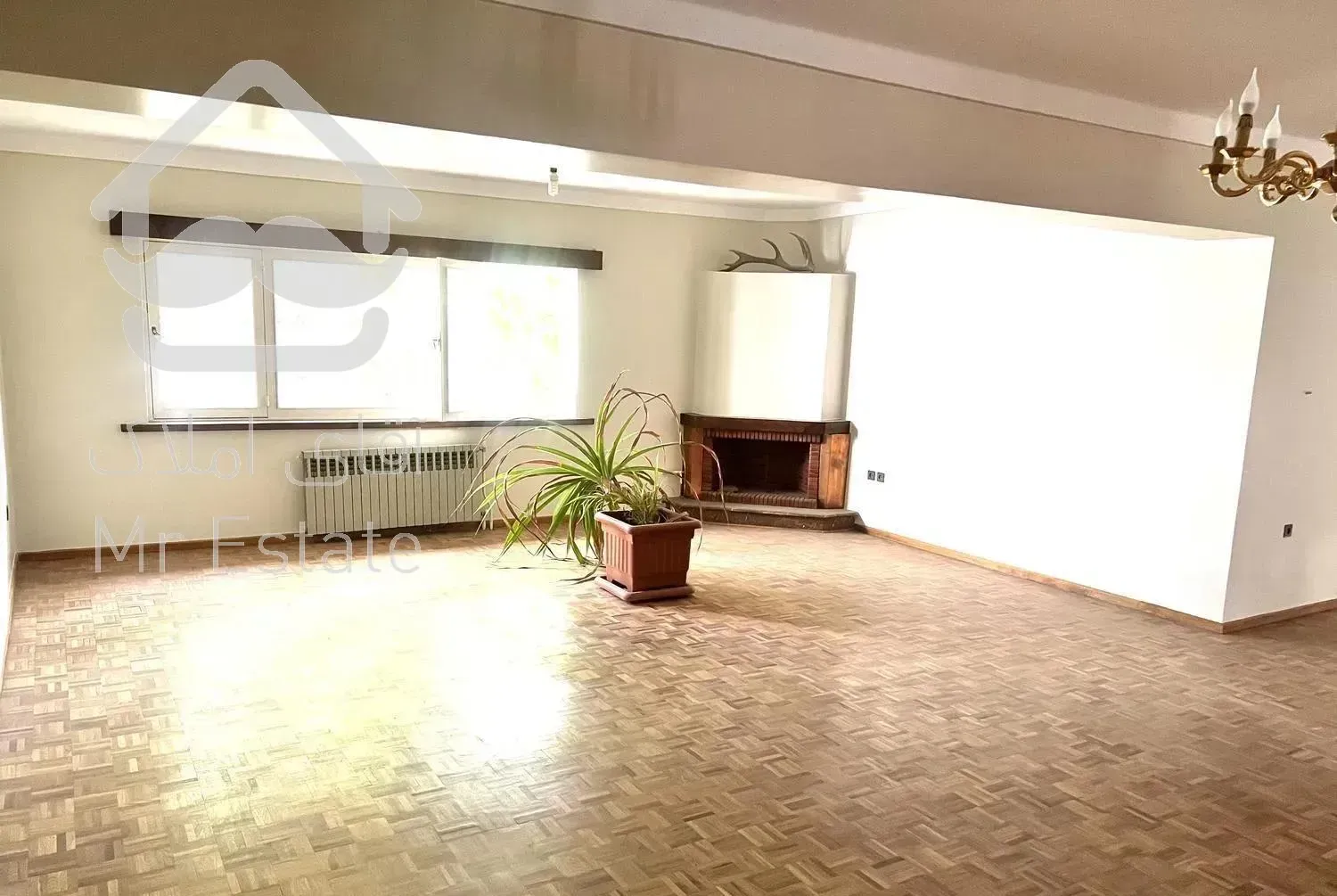 ۲۰۵ متر آپارتمان ۴ خواب ** ۱۸۵ متر قدرالسهم