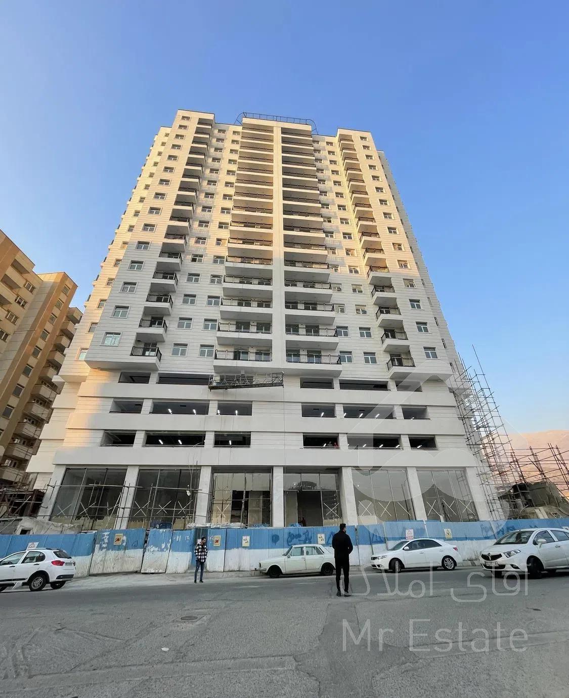 130 متر برج مجلل تریتیوم ۲ شمال همت