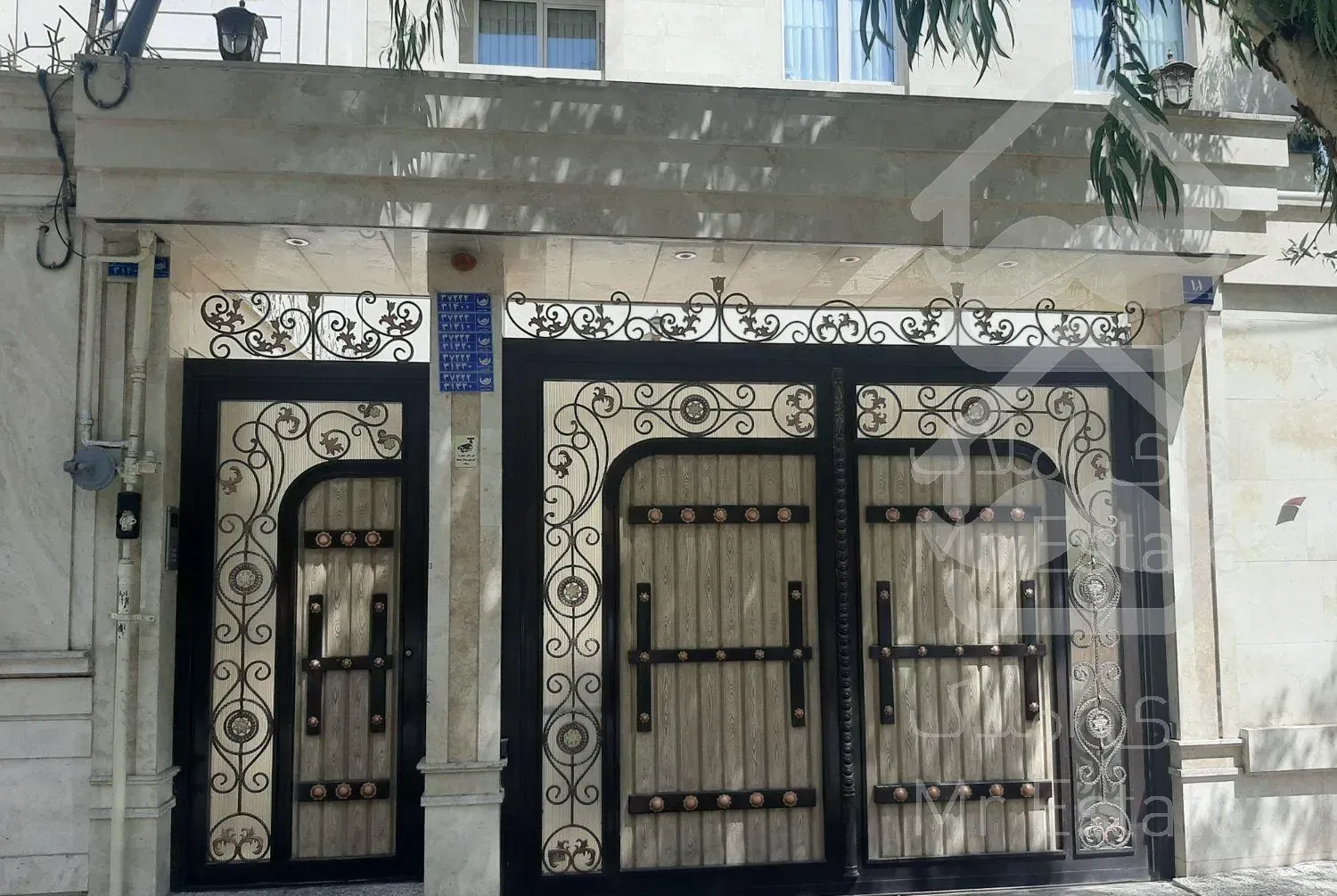 آپارتمان۱۳۵ متری سه خوابه شخصی ساز