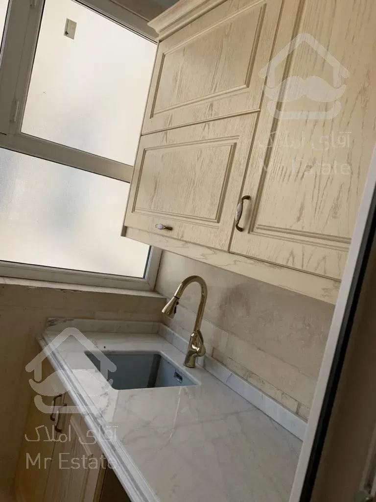 اجاره و رهن آپارتمان زعفرانیه 250  متر شیک