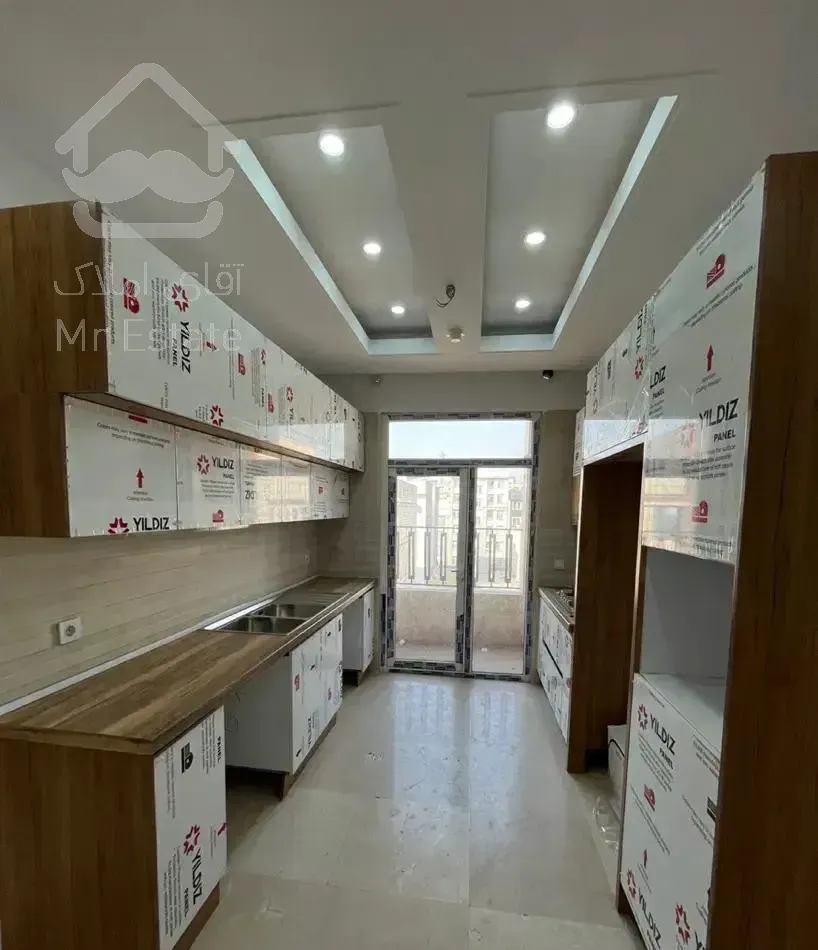 ۱۰۰ متر رهن . کلید نخورده . فول . ابتدای کوکب