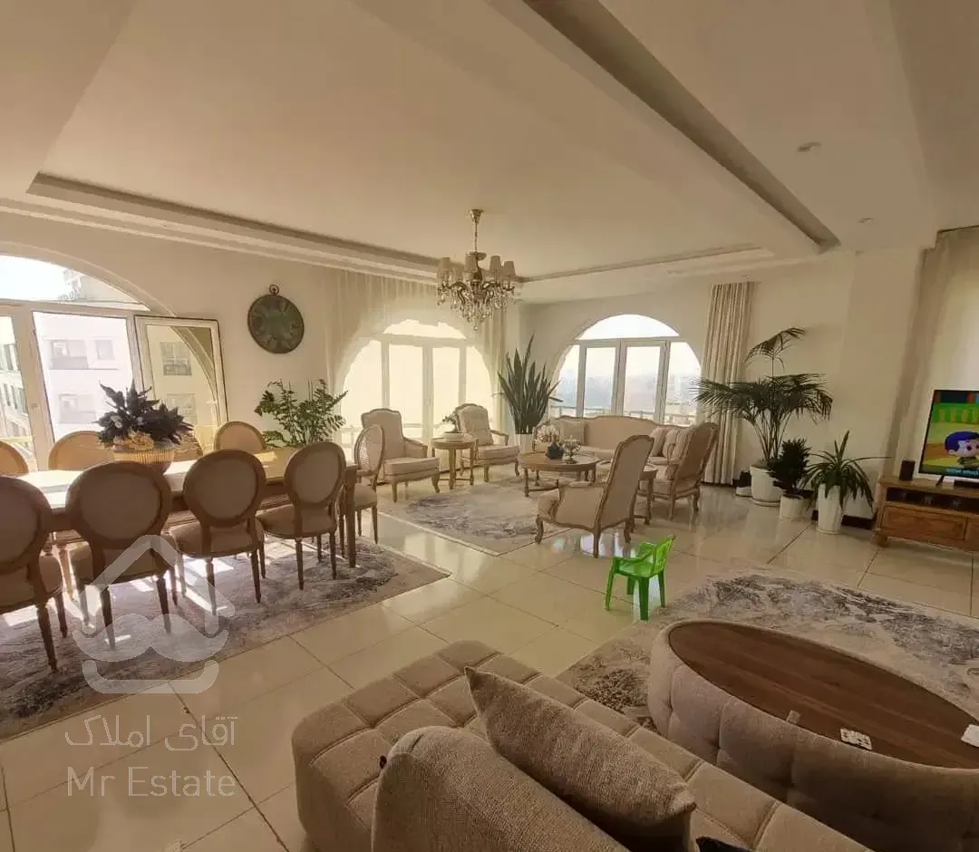 جردن 180 متر 3 خواب/ فول نوسازی شده/ روبه آفتاب