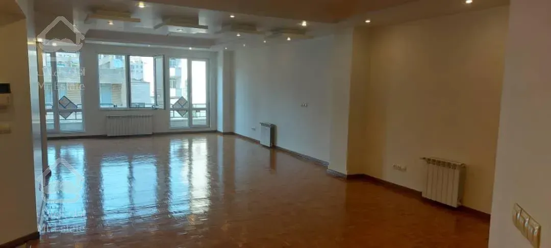 آپارتمان ۱۵۰ متری لوکیشن عالی