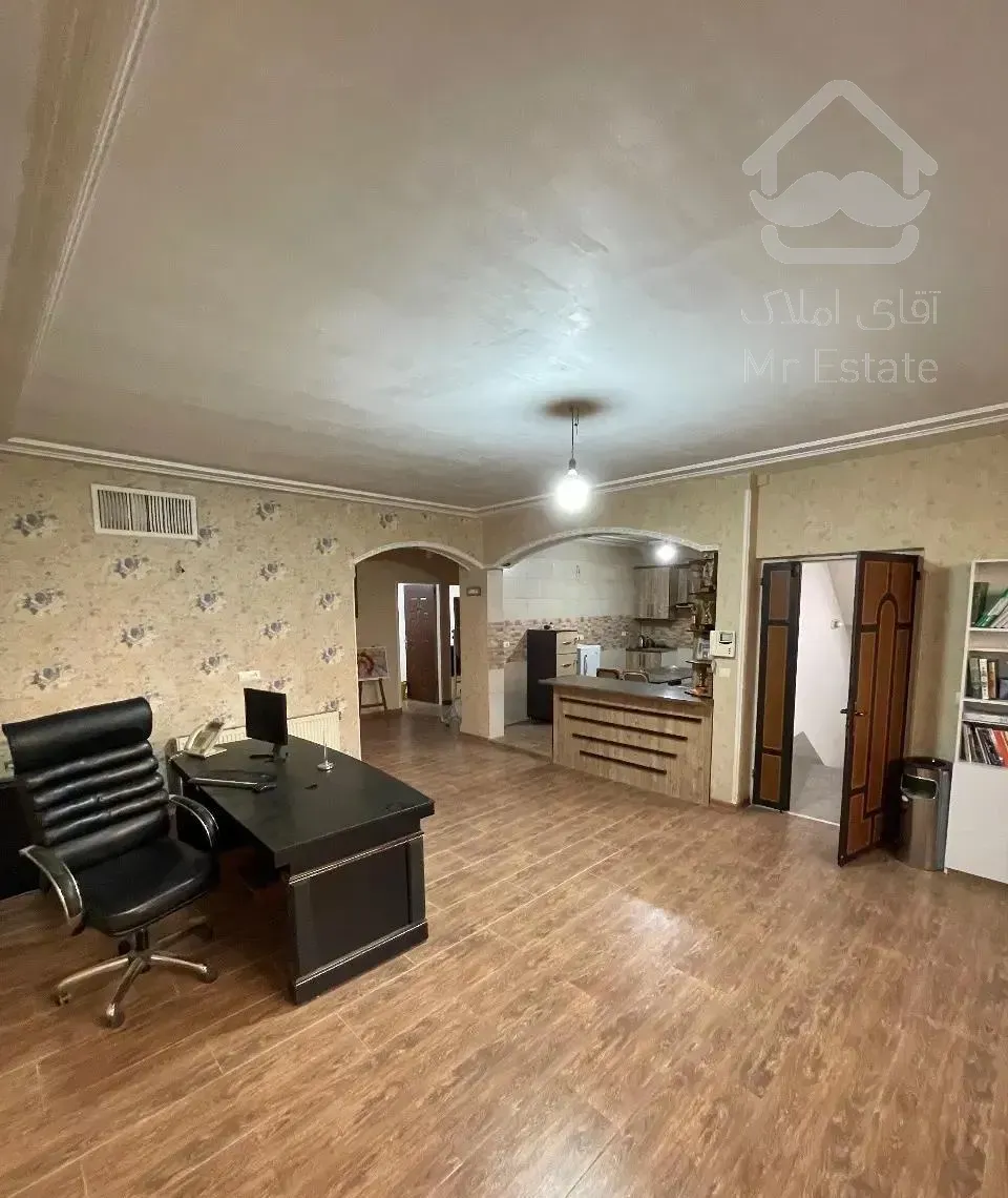 رهن و اجاره آپارتمان سه خوابه طبقه دوم تاپ لوکیشن