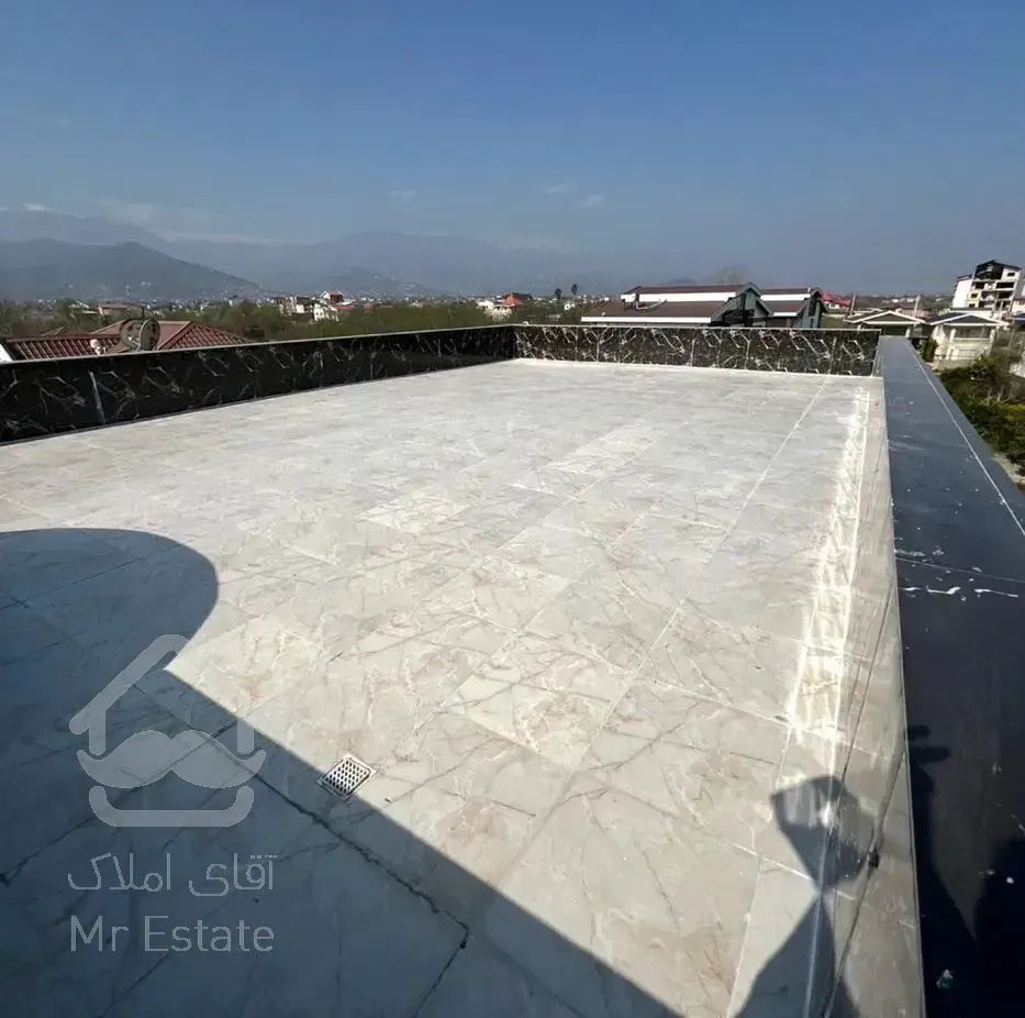 ویلا ۳۲۰ متر استخر روفگاردن ۴ خواب